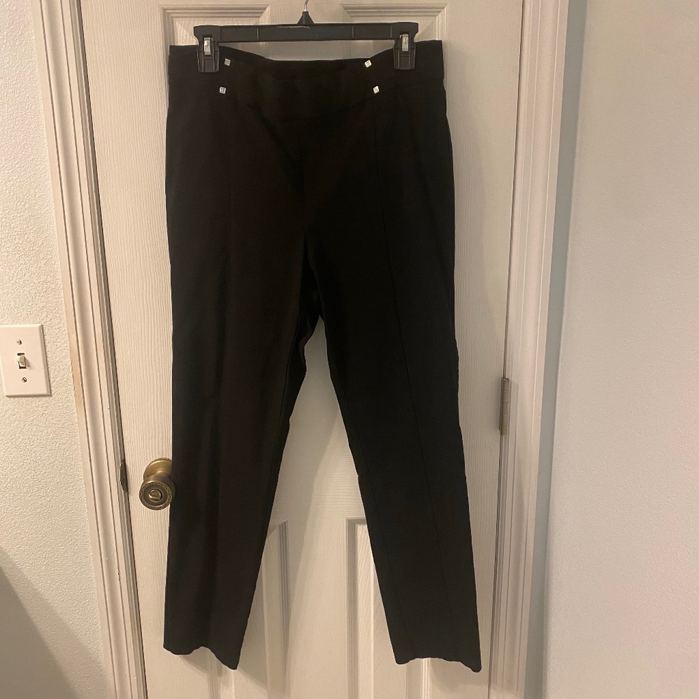 Rafaela Comfort  Slim Leg Black Ankle Pull On Pants NWOT Size 14